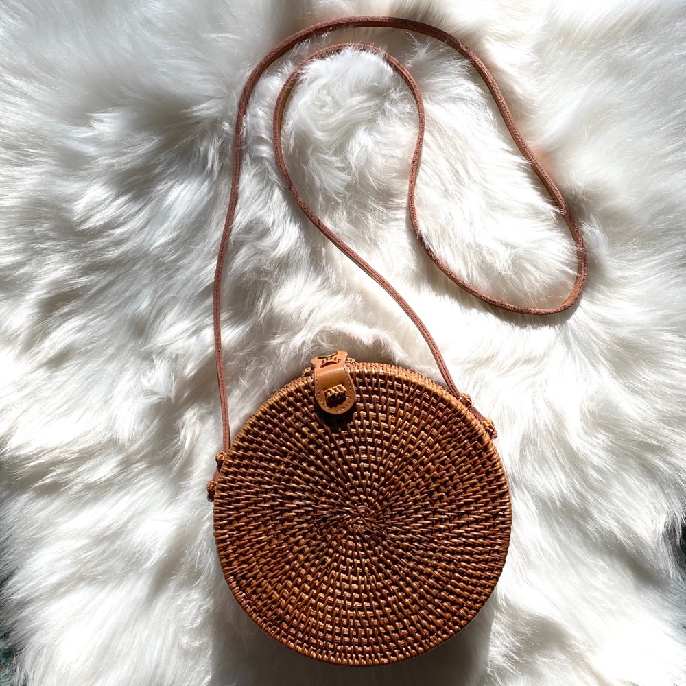 Urban Outfitters Straw Round Crossbody Purse